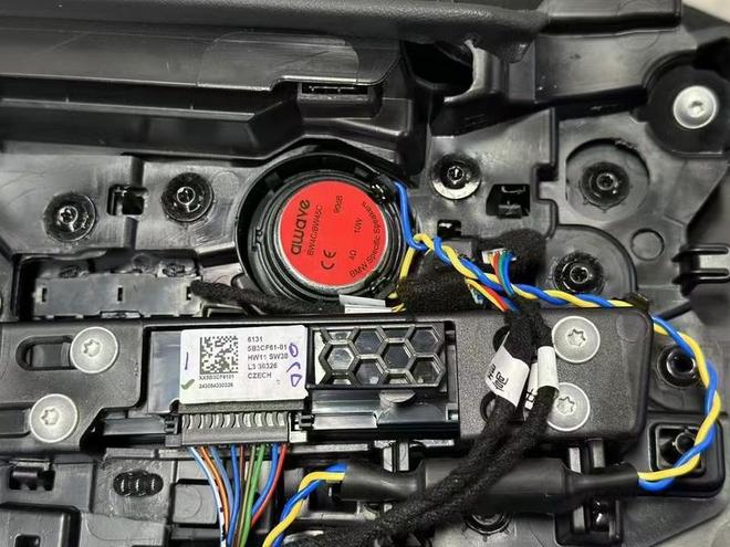 薄低音效果提升汽车音响体验爱威awave专注车载超(图2) 薄低音效果提升汽车音响体验爱威awave专注车载超(图2)