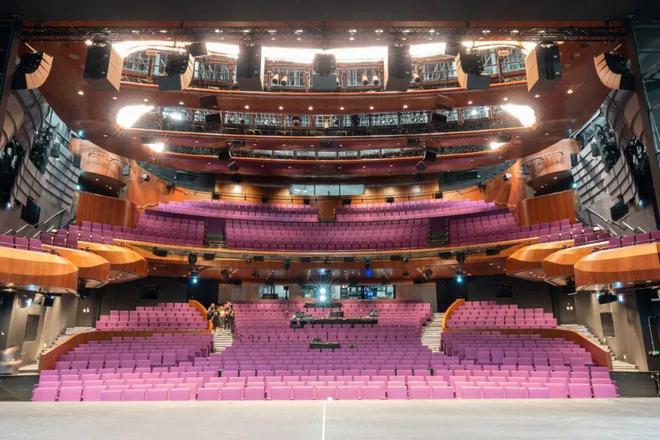 光》——“光纤之父” 的科学人生香港东九文化中心启幕首演《一束(图11)